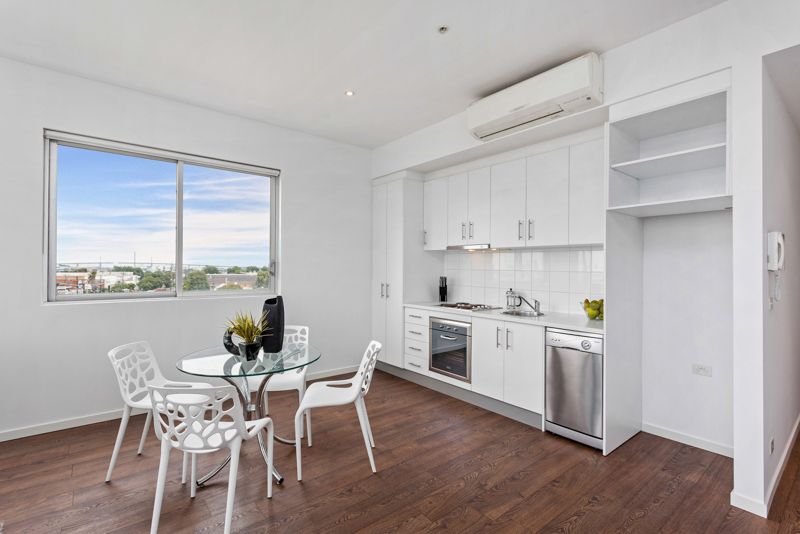 13/8-18 Whitehall Street, Footscray - Thumbnail 8