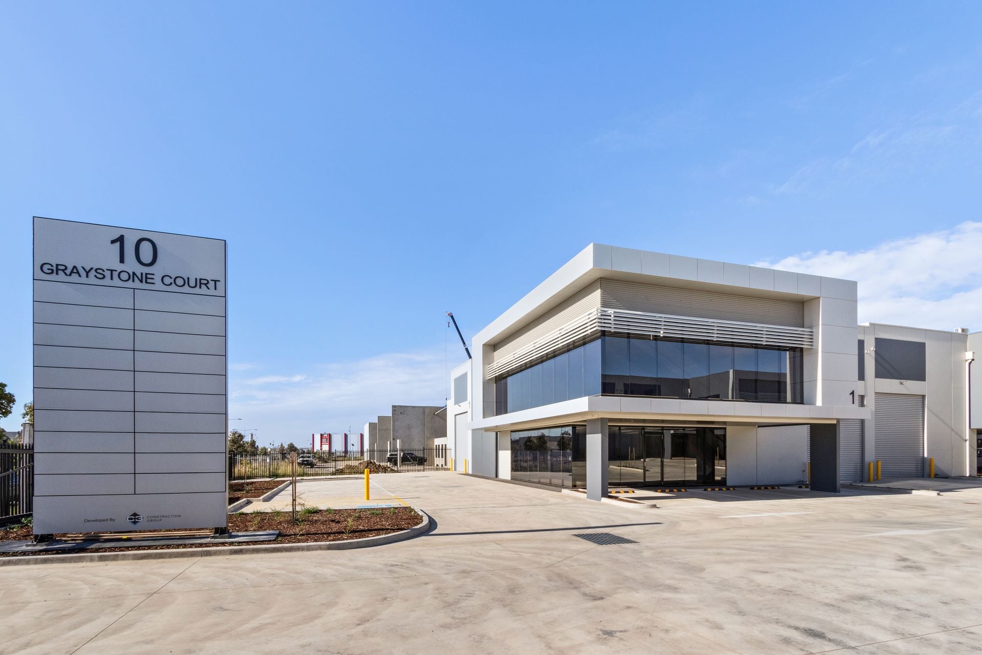 WAREHOUSE/ OFFICE/ SHOWROOM