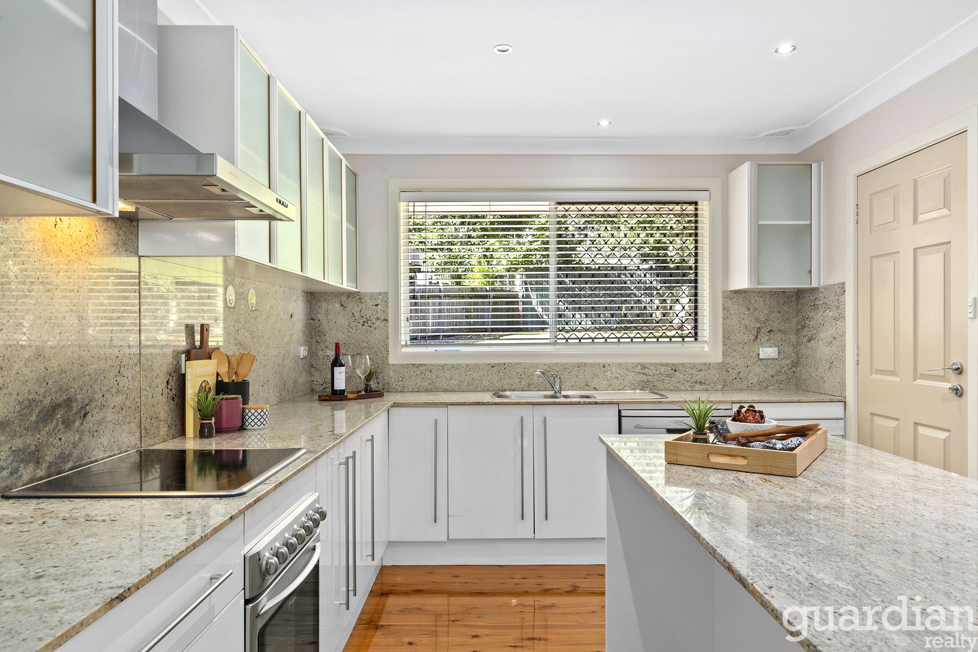 6 Miretta Place Castle Hill NSW, Castle Hill - Thumbnail 7