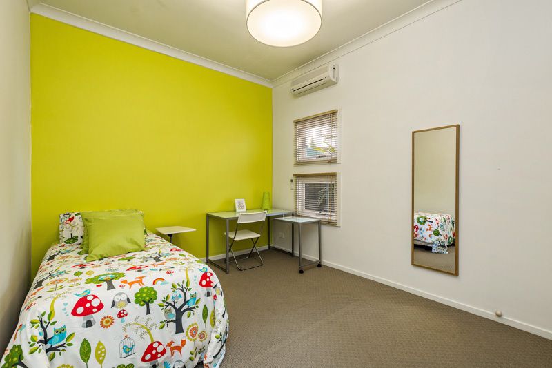 96 Cowper Street, Footscray - Thumbnail 8