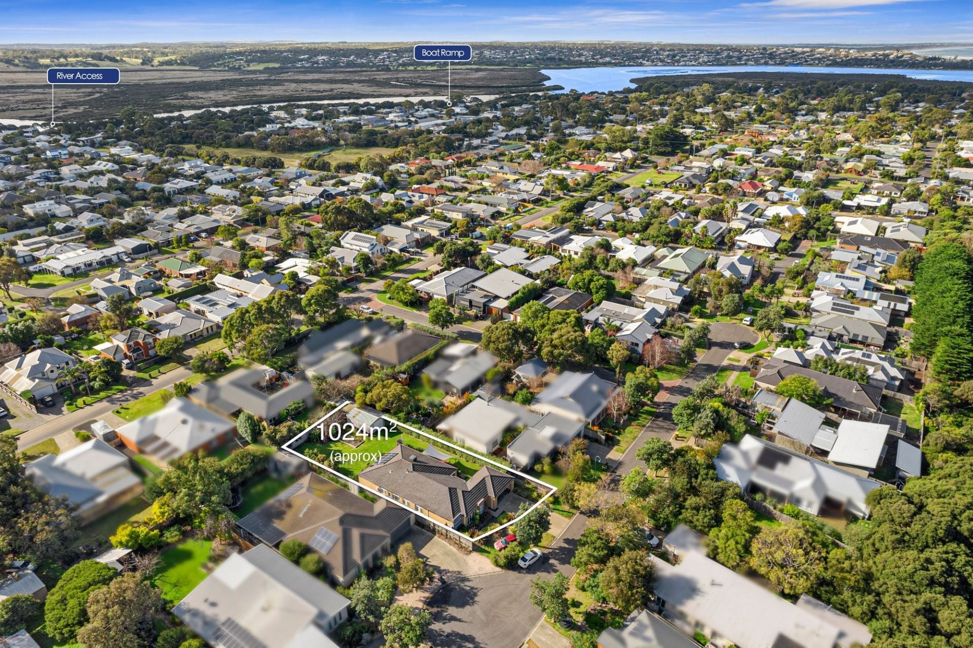 19 Furneaux Close Barwon Heads VIC, Barwon Heads - Thumbnail 2