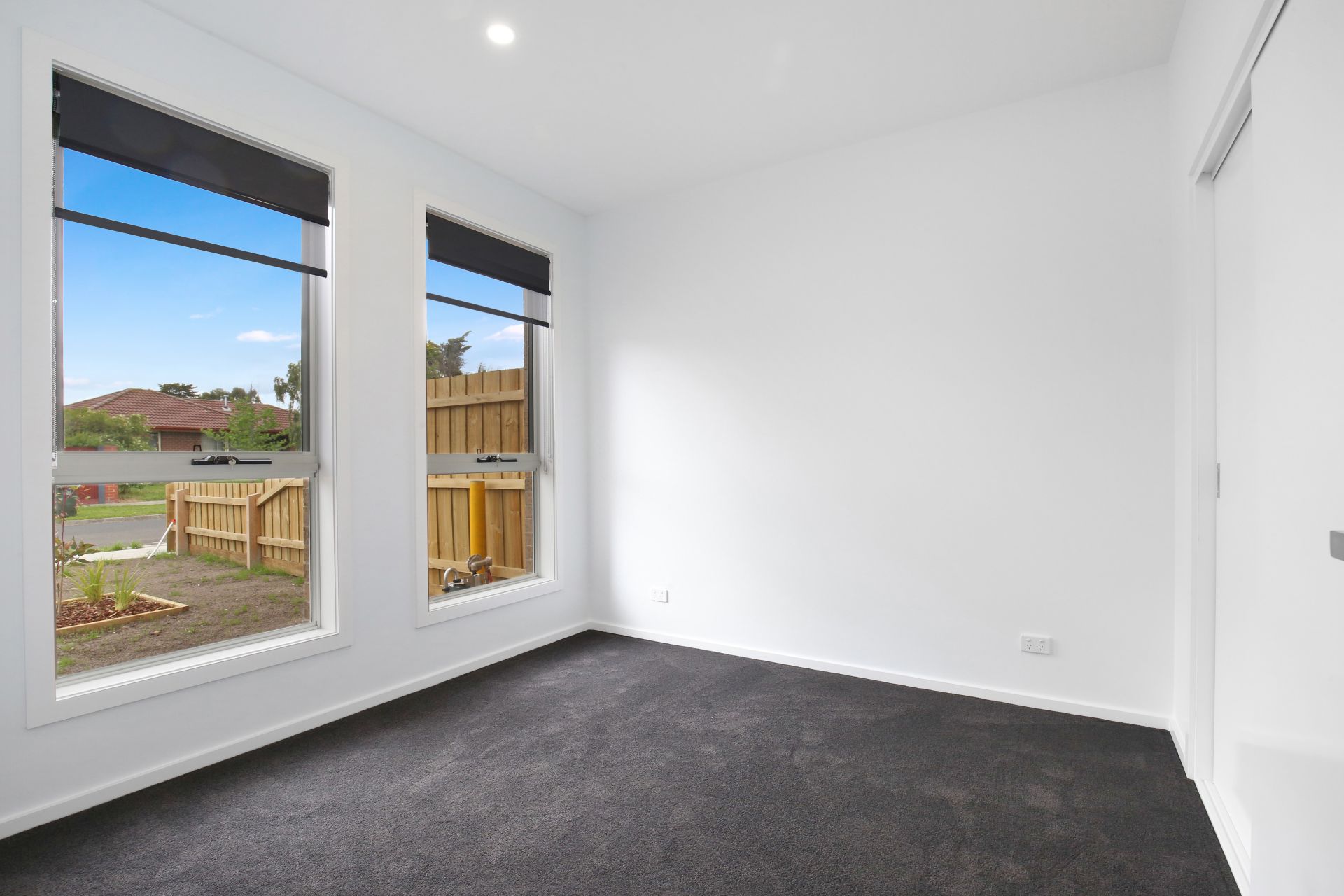 BRAND NEW TOWNHOUSE STYLISH AND SOPHISTICATED  *Insp Tue 7th Jan @ 4:35pm*