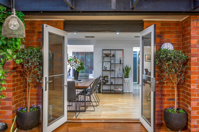 20 Hoddle Way, ALTONA MEADOWS Sweeney Estate Agents