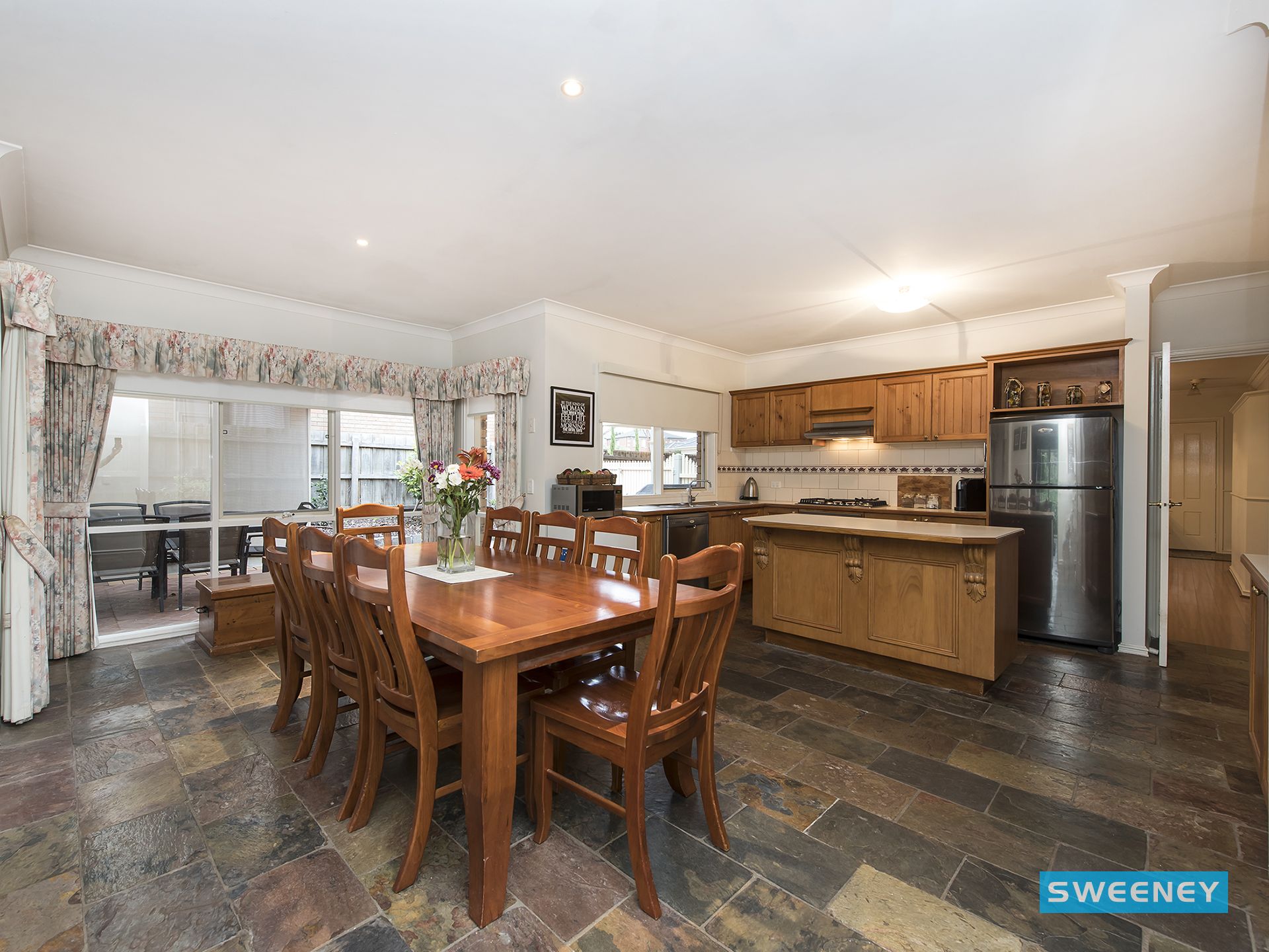 6 Hawkesbury Avenue, Hillside - Thumbnail 6