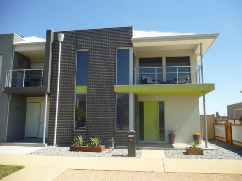 40 Broadway, Caroline Springs - Thumbnail 2