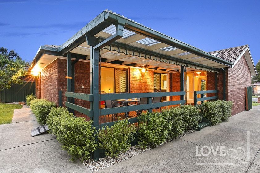 Real Estate For Sale 116 Centenary Drive Mill Park , VIC