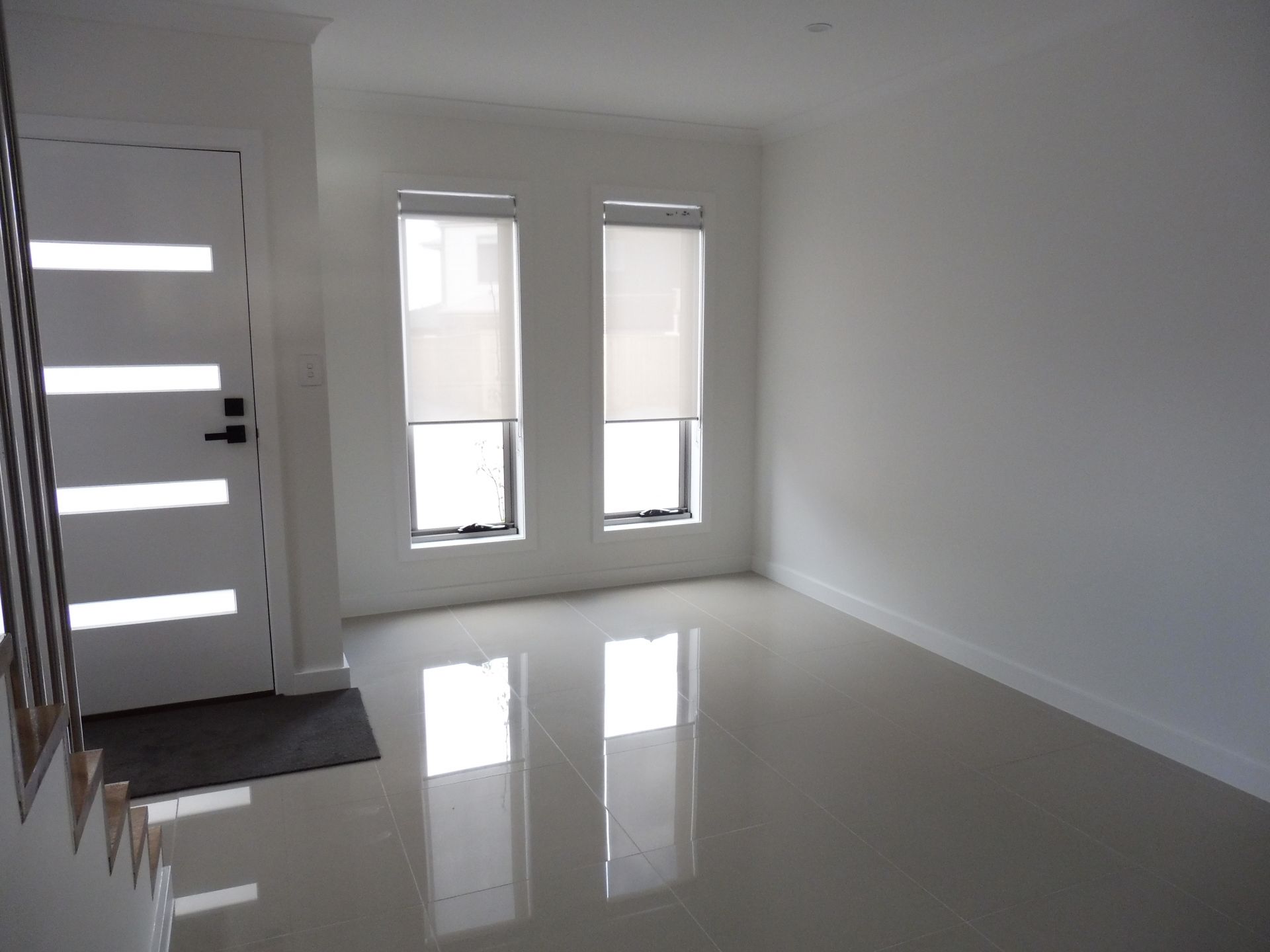 Brand New 6 Star Contemporary Living Townhouse