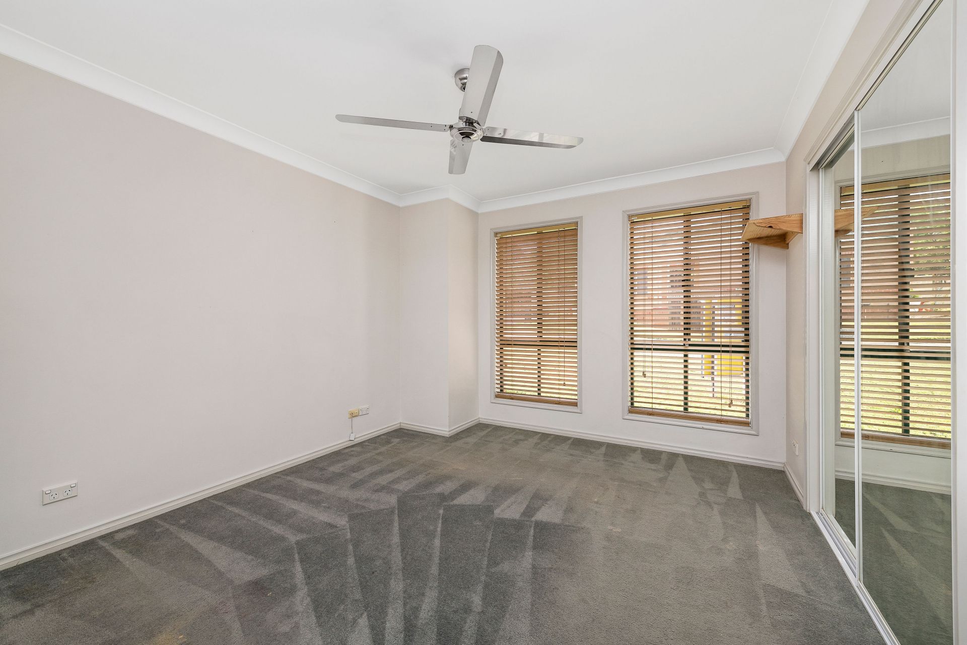 Real Estate For Lease 12 Links Way Narellan , NSW