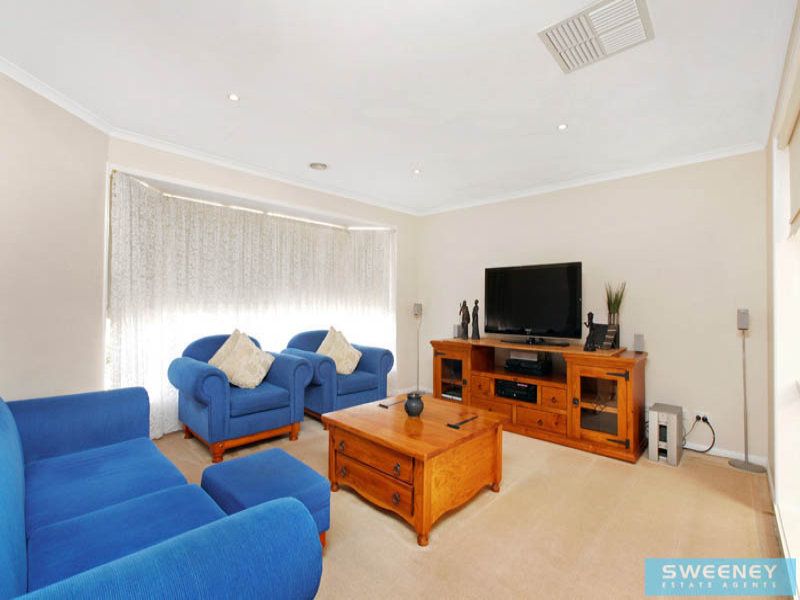 15 Tarcoola Drive, Burnside - Thumbnail 3
