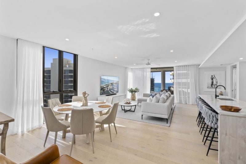 1301/5 Pacific Street, Main Beach - Thumbnail 5