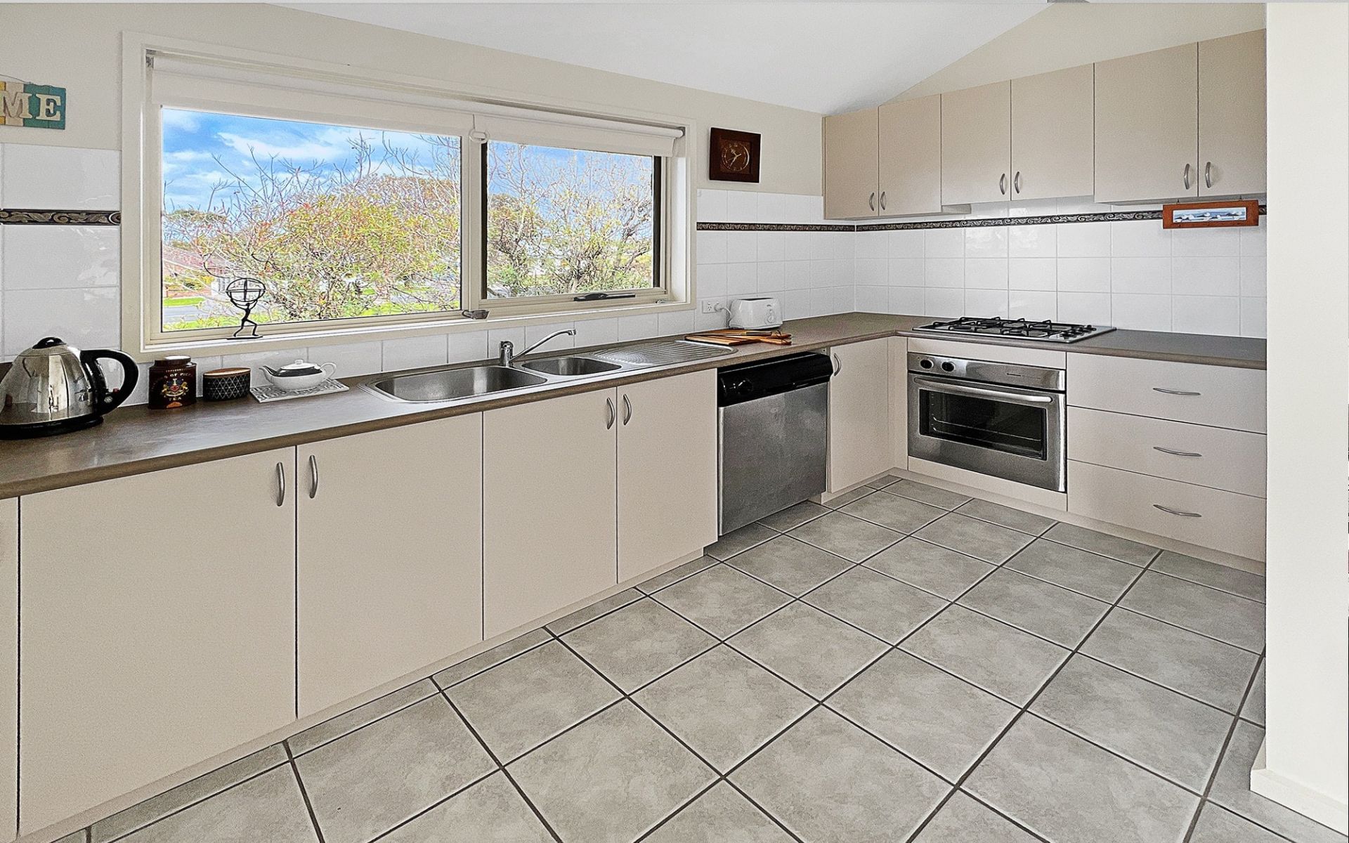 5/17 Pascoe Street, Apollo Bay - Thumbnail 6