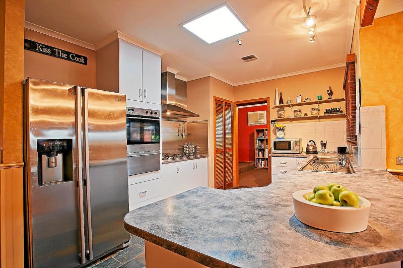 2 Johansen Place, Bacchus Marsh - Thumbnail 5