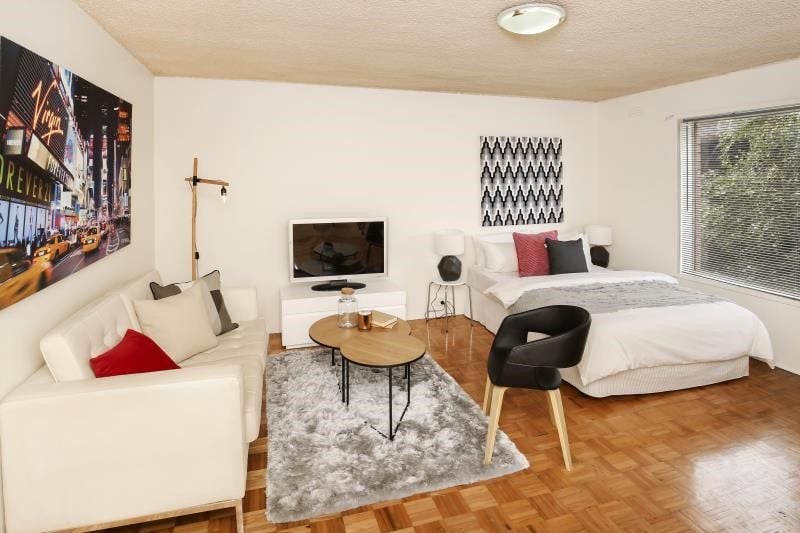 STUDIO FOR LEASE - HEART OF PRESTON