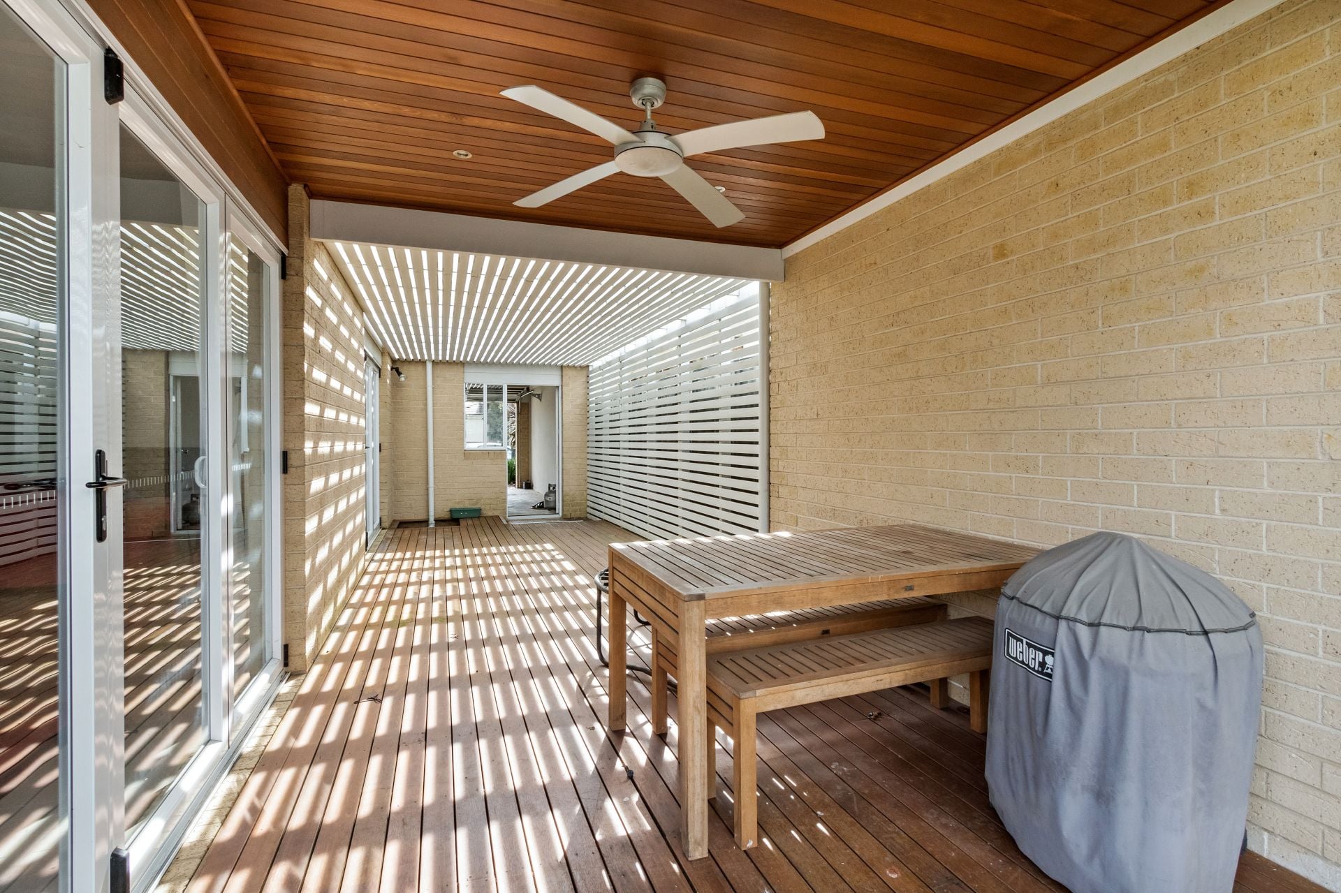 Sublime Style, Superb Living