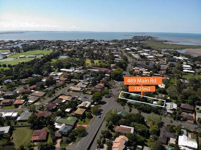 1325m2 Redevelop or Renovate - Huge Potential