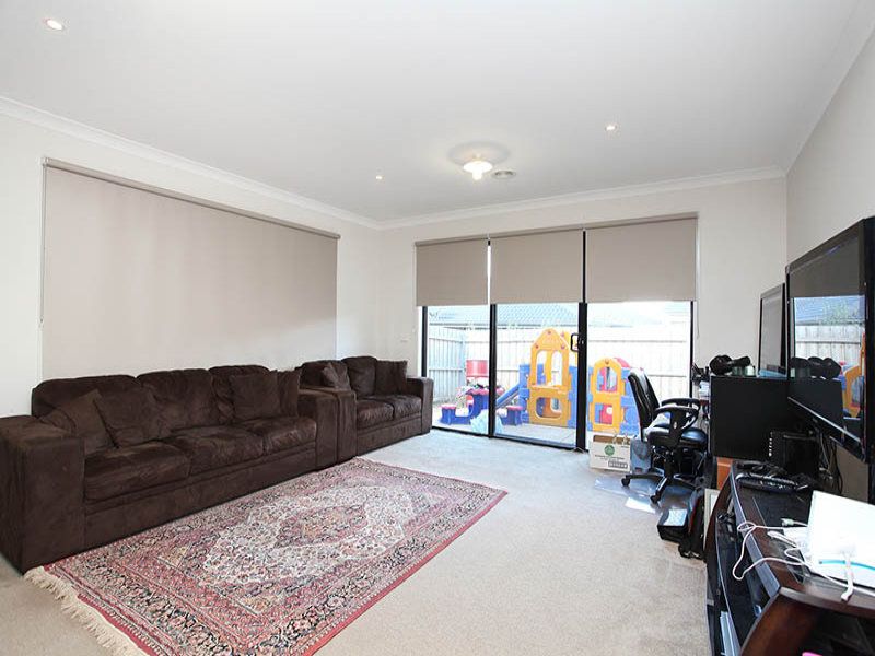 5 Ivy Close, Derrimut - Thumbnail 3