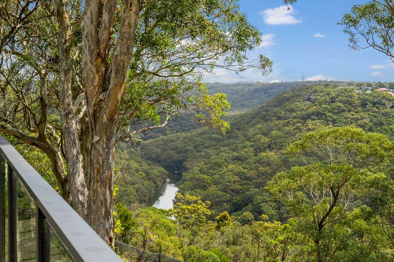 Real Estate For Sale 18 Karuah Place Engadine , NSW