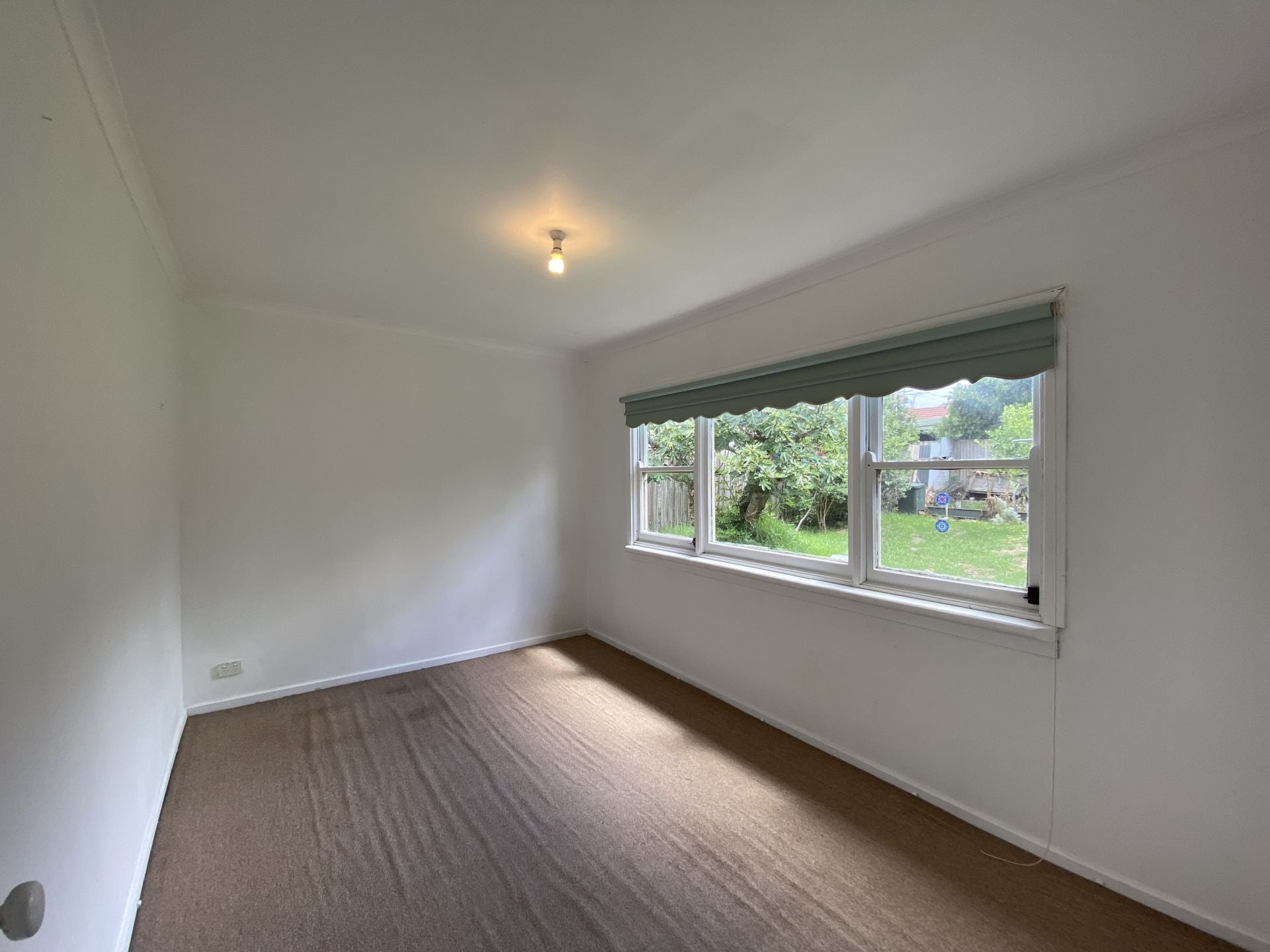 Large Family Home in Quiet Location & Close to Trams!