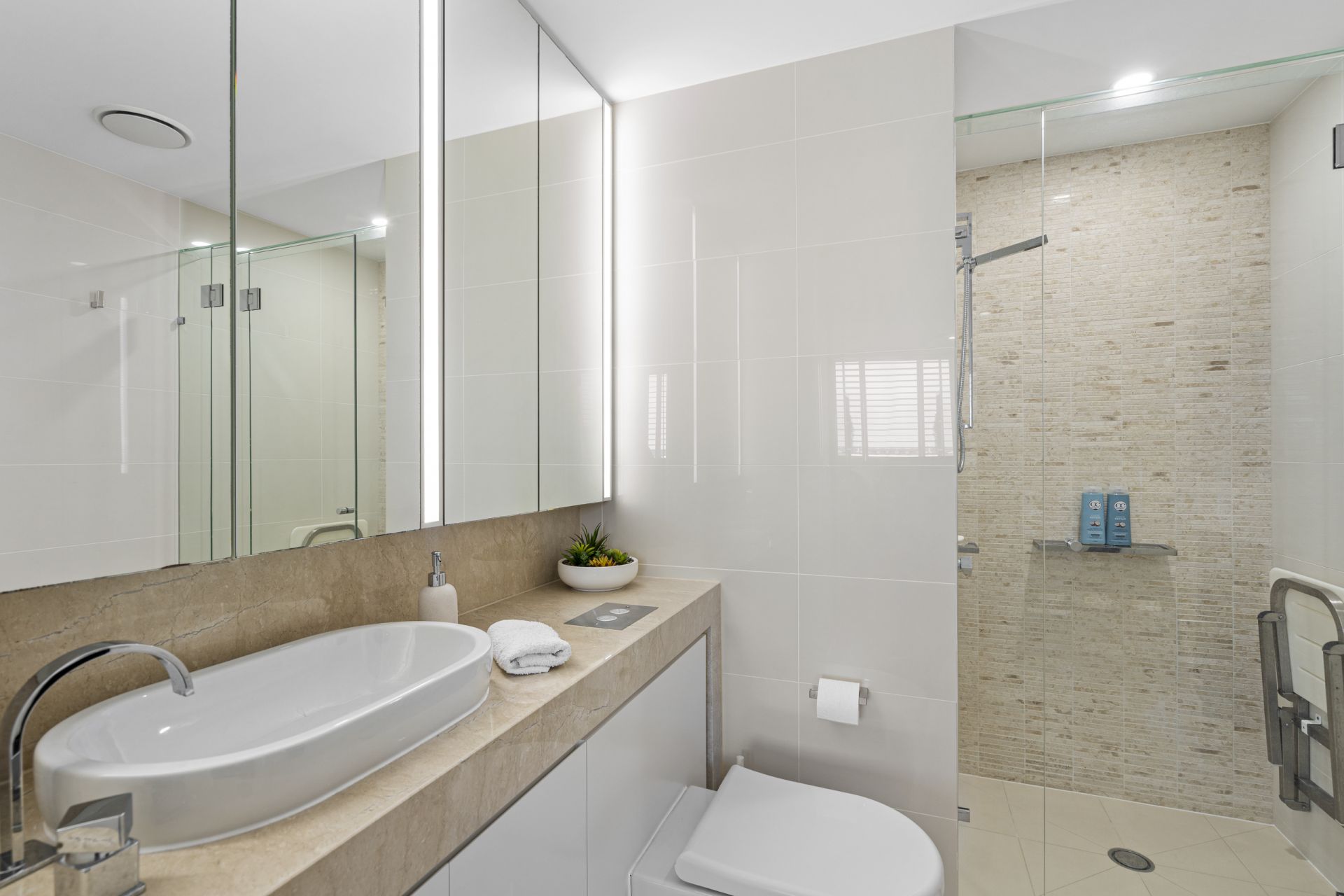 3404/4 Marina Promenade, Paradise Point - Thumbnail 6