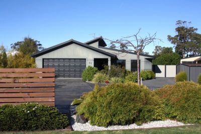 3
 
 
 
  
 
 
 2
 
 
 
  
 
 
 2
 
 
 
 
 
 
 
 51 Haven Drive, Shearwater TAS 7307, Shearwater - Thumbnail 3