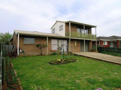 4
 
 
 
  
 
 
 1
 
 
 
  
 
 
 1
 
 
 
 
 
 
 
 7 Skyline Drive, AMBLESIDE TAS 7310, Ambleside - Thumbnail 2