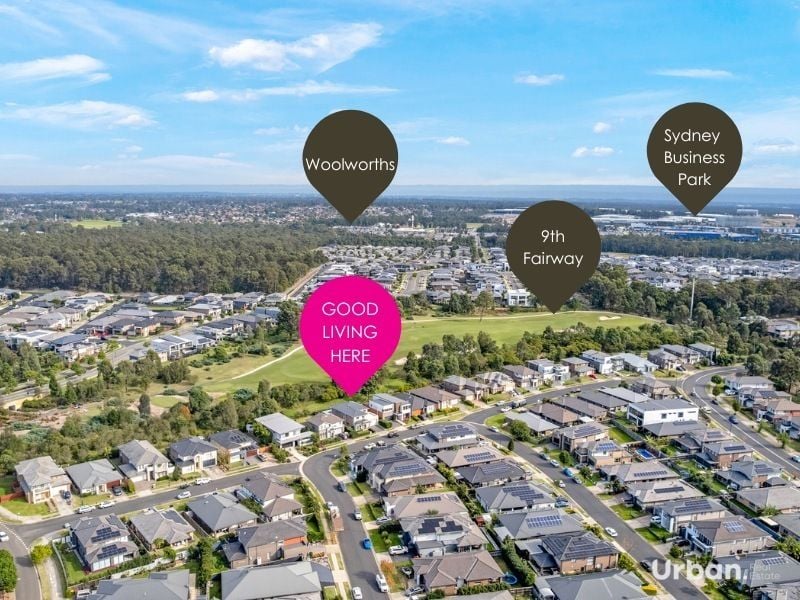 Colebee 19 Burringoa Crescent