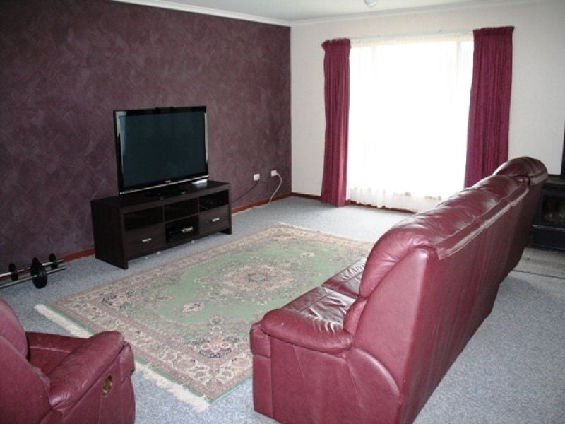 25 Parkway Avenue MOUNT GAMBIER SA, Mount Gambier - Thumbnail 5