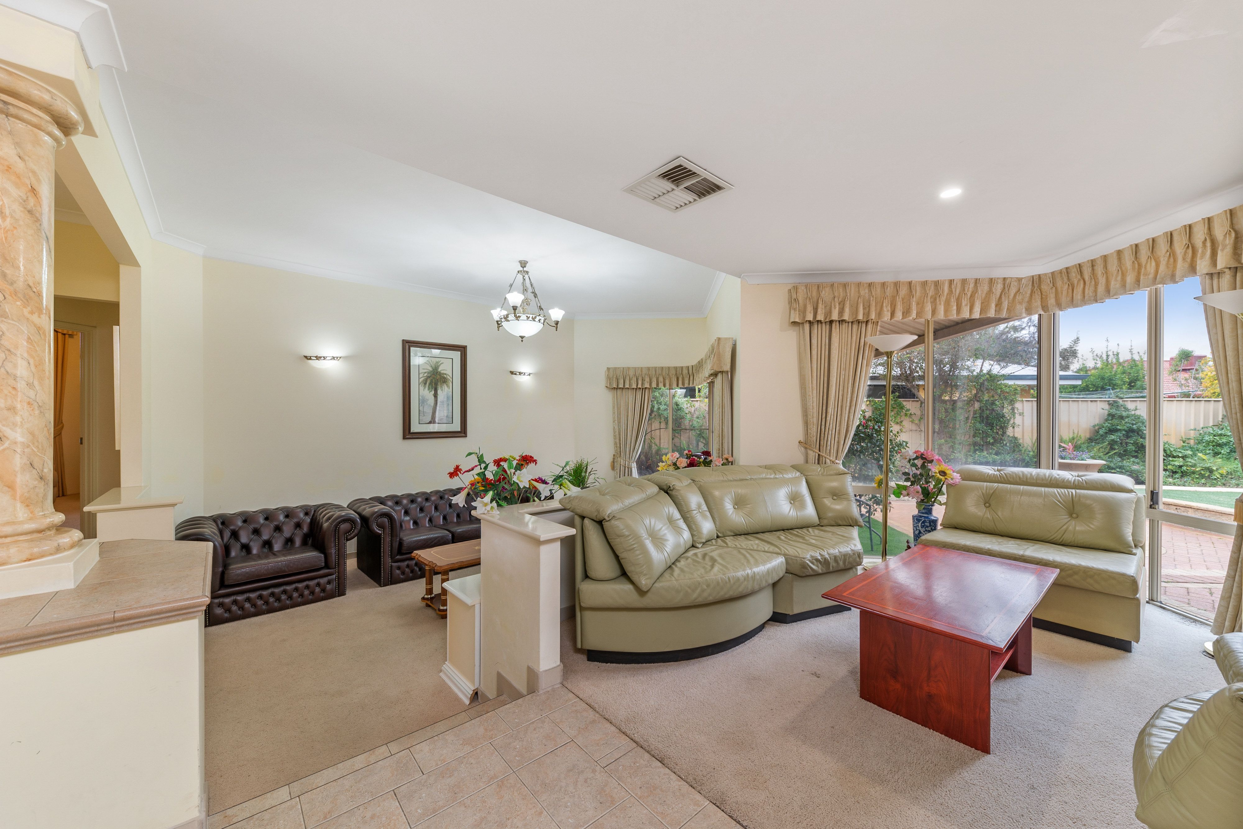 Real Estate For Sale 68 Alexandria Boulevard Canning Vale , WA