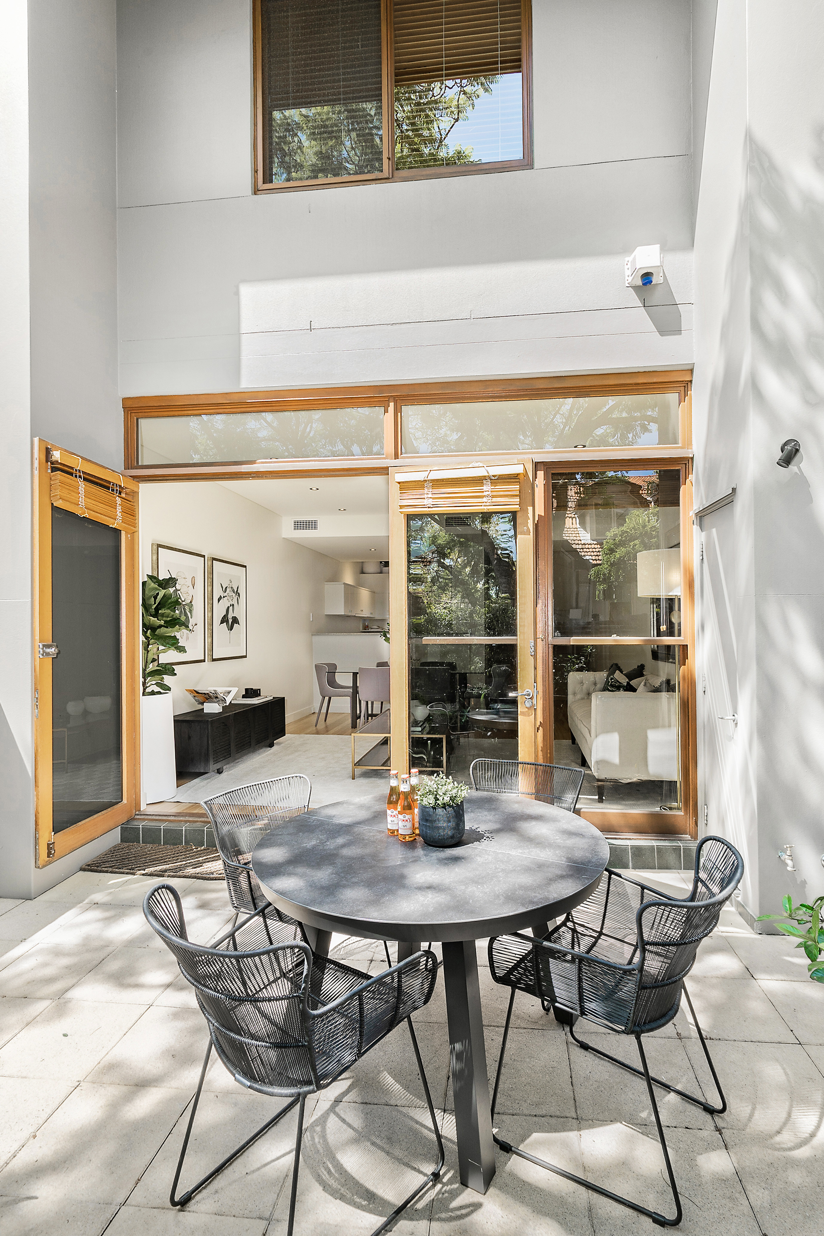 11 Sutherland Lane Cremorne 2090