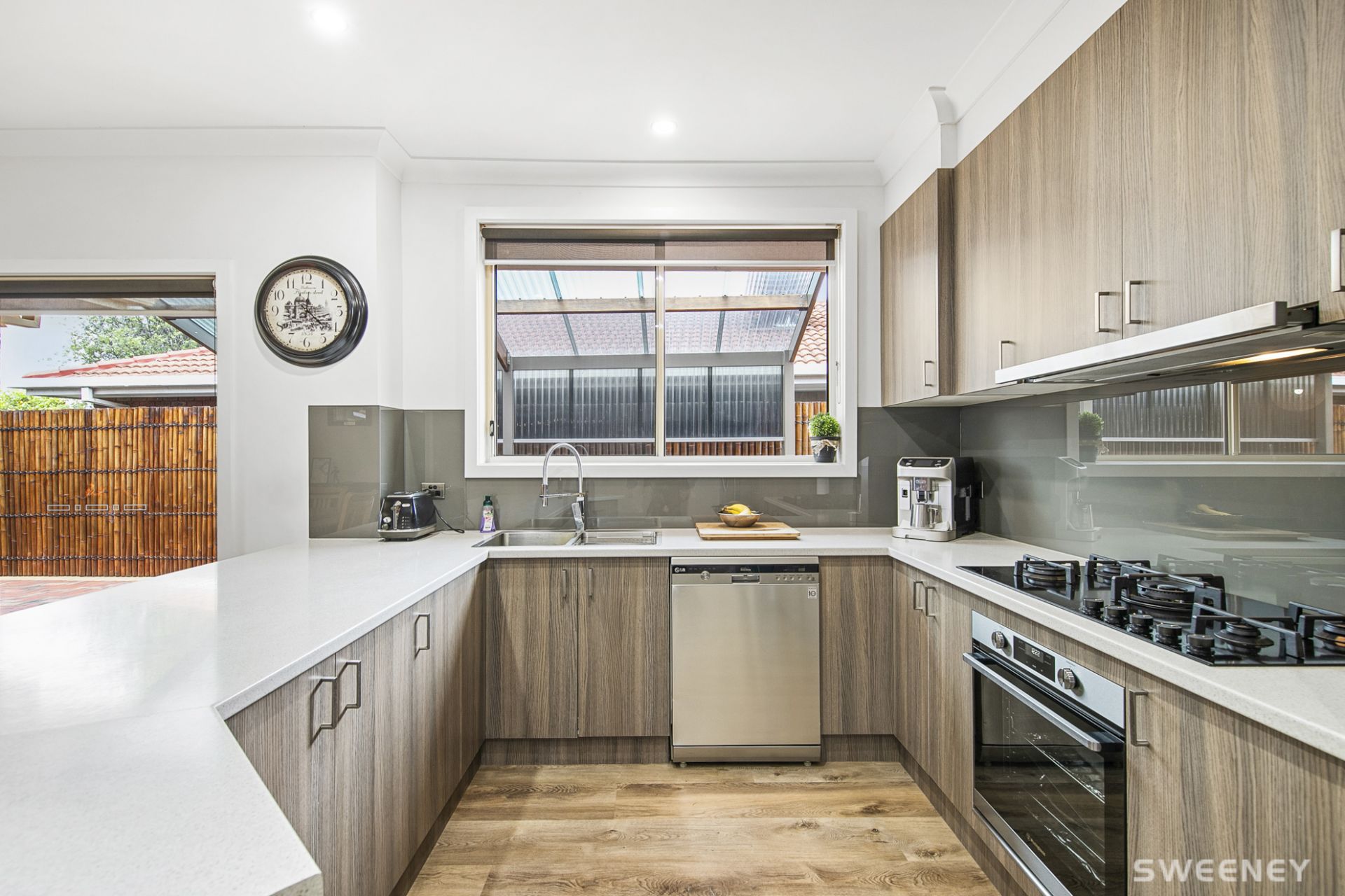 4 Irvine Court, Altona Meadows - Thumbnail 8