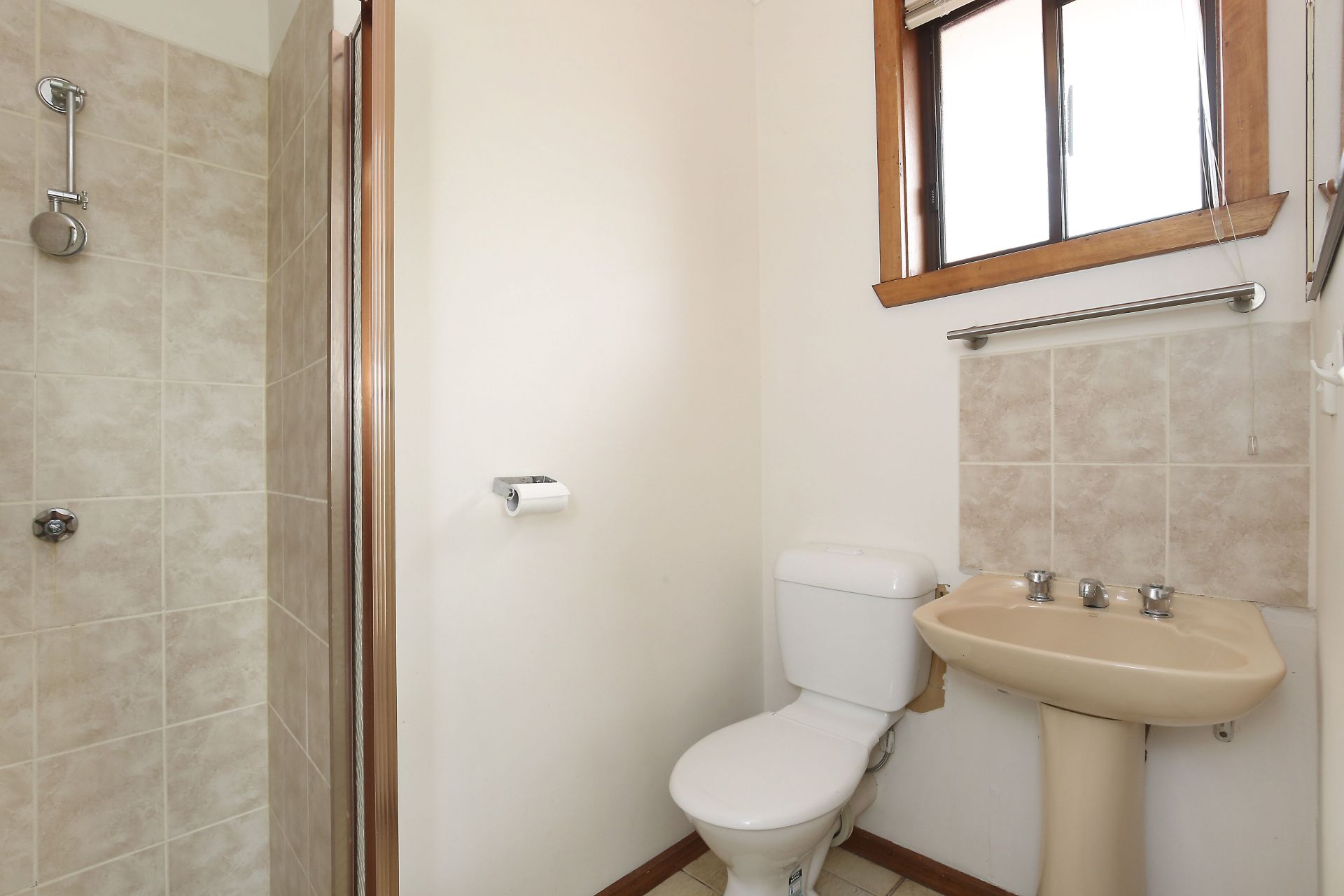 PERFECT LOCATION & PRICED TO PLEASE