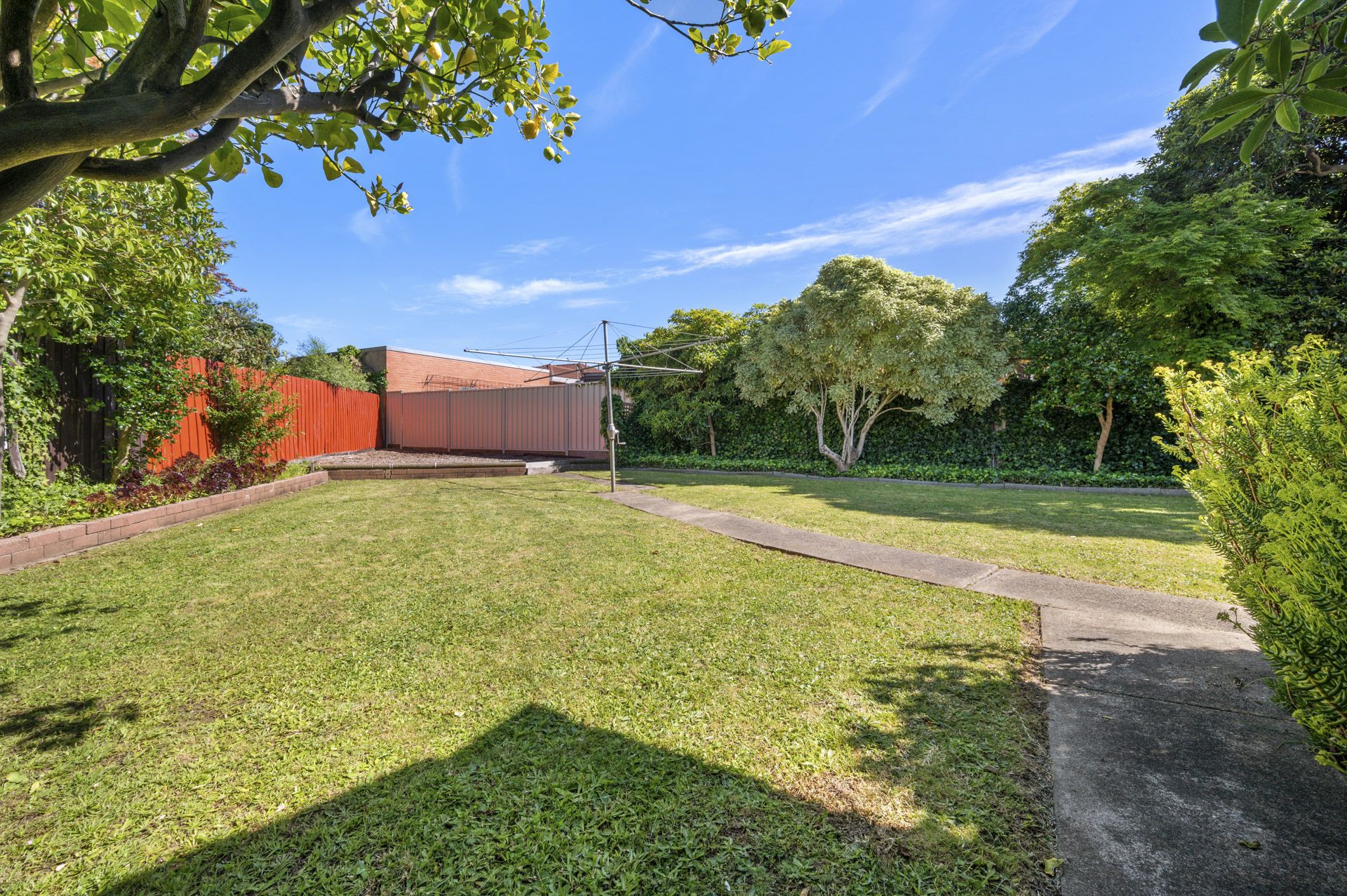 AFFORDABLE 4 BEDROOM HOME - LAND APPROX  724m2