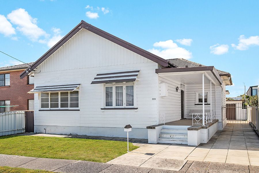 Real Estate For Sale 220 Kemp Street Hamilton South , NSW