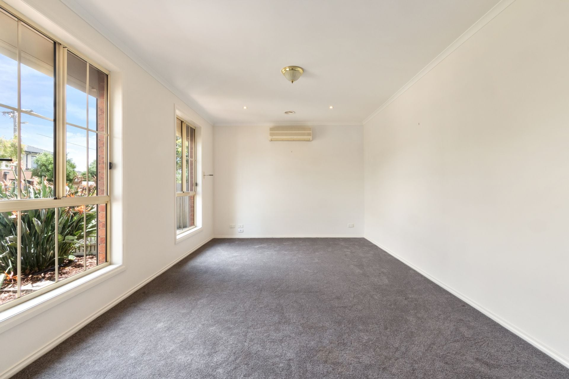 Carefree Living In A Central Location