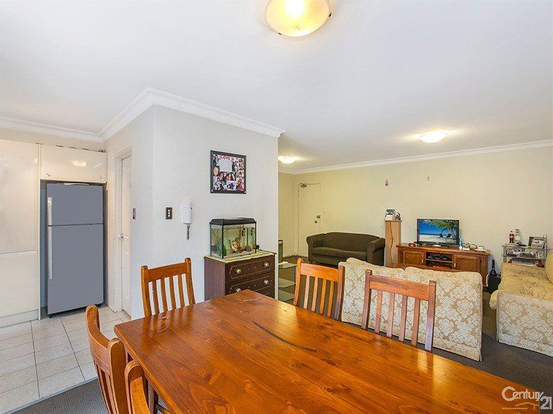 15/34-40 Merton Street, SUTHERLAND, Sutherland - Thumbnail 3