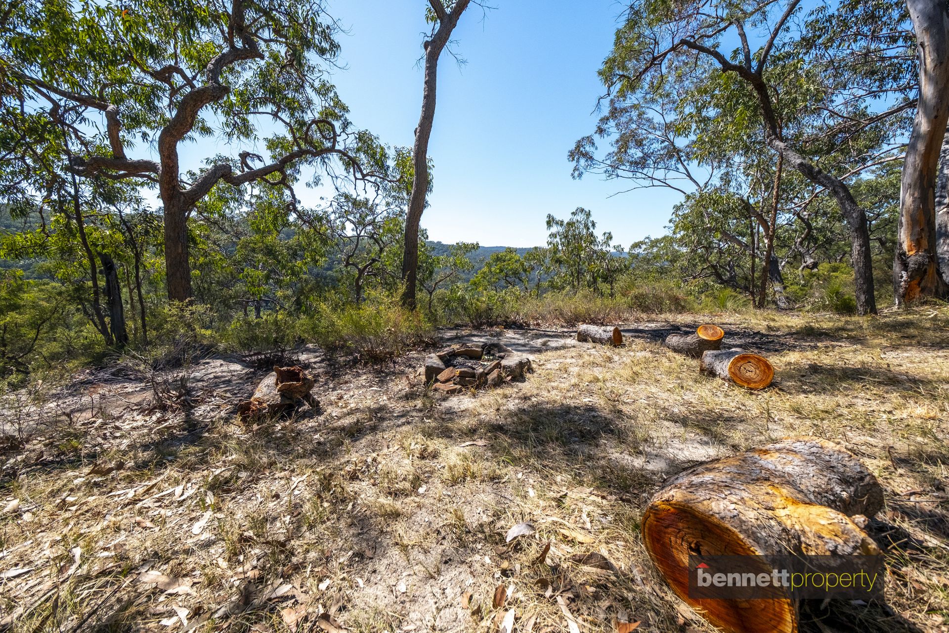 1493 Wheelbarrow Ridge Road, Lower Portland - Thumbnail 2