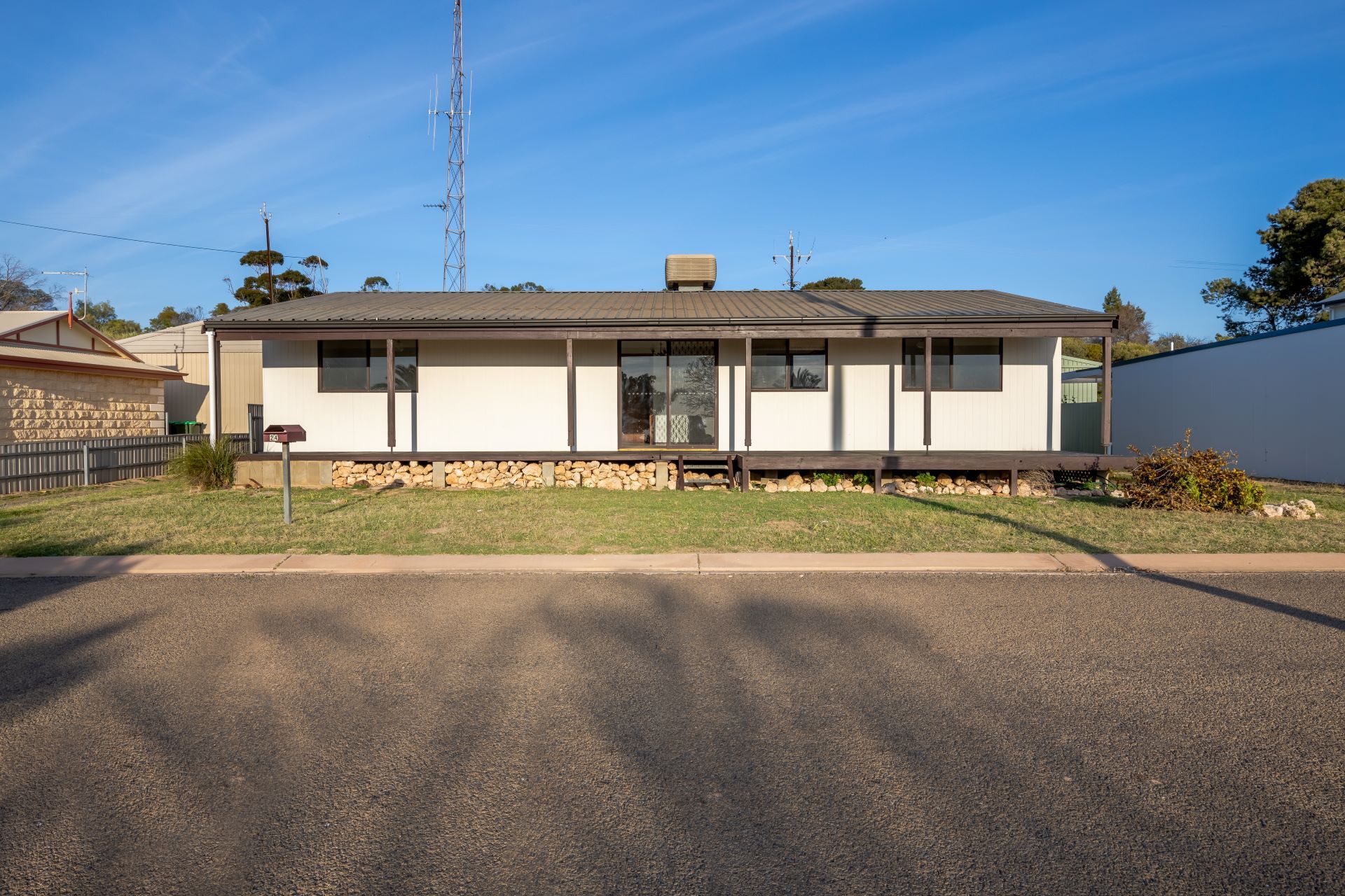 24 Kerley Street Port Broughton SA, Port Broughton - Thumbnail 3