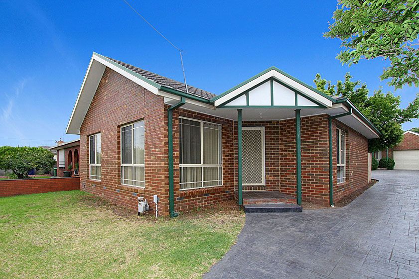 Real Estate For Lease 1/19 Horton Street Reservoir , VIC