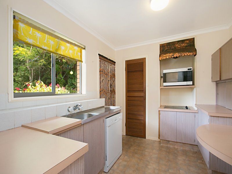 64 Rutledge Street COOLANGATTA QLD, Coolangatta - Thumbnail 6