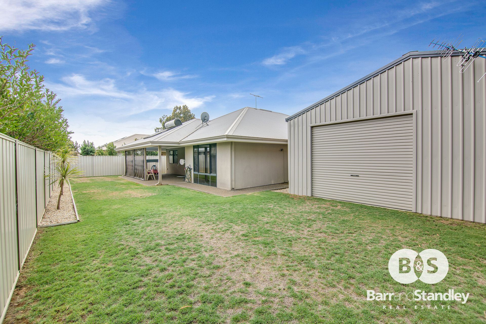 10 Atkinson Road Burekup , WA