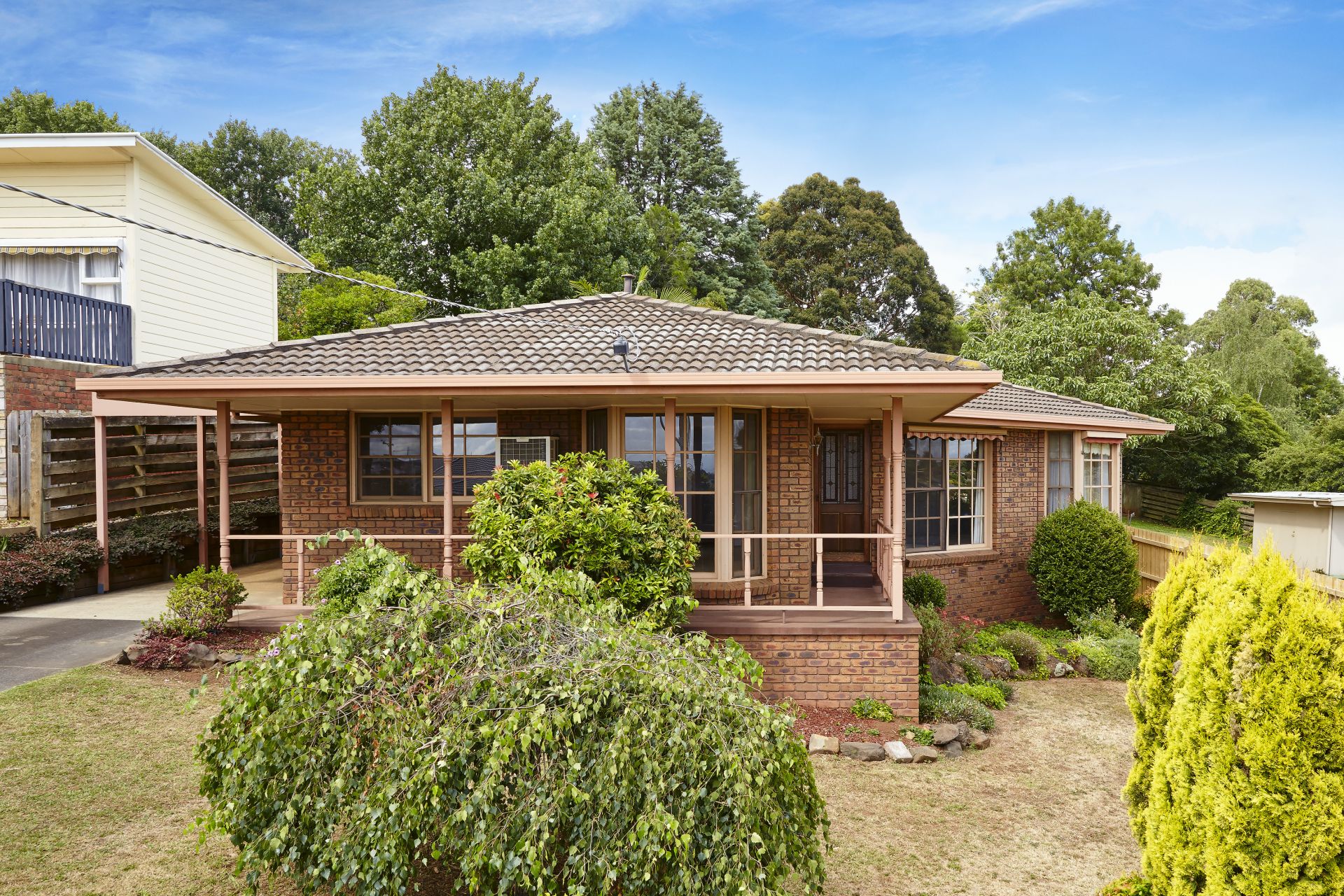 72 McNeilly Road, Drouin OBrien Real Estate
