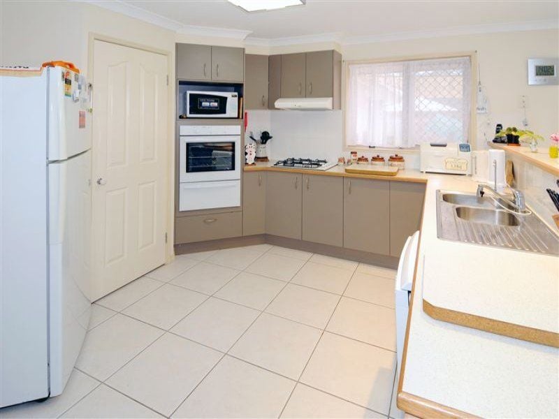 6 Dawn Court LANDSBOROUGH QLD, Landsborough - Thumbnail 6