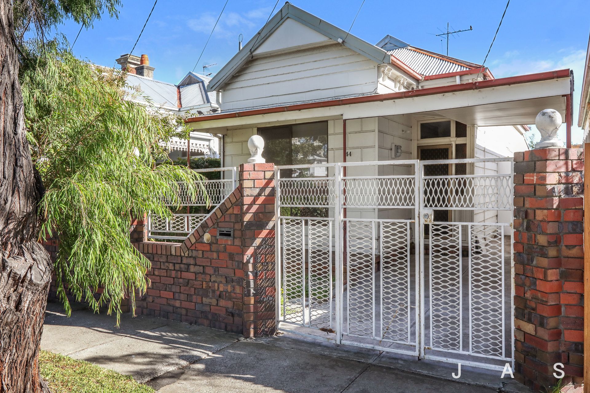 44 Newell St Footscray VIC, Footscray - Thumbnail 2