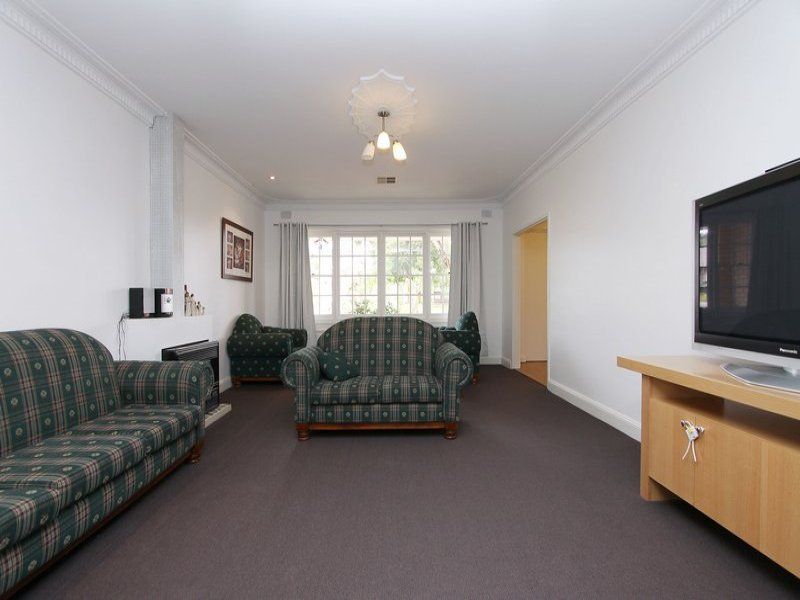15 Nilginee Street Rostrevor 5073