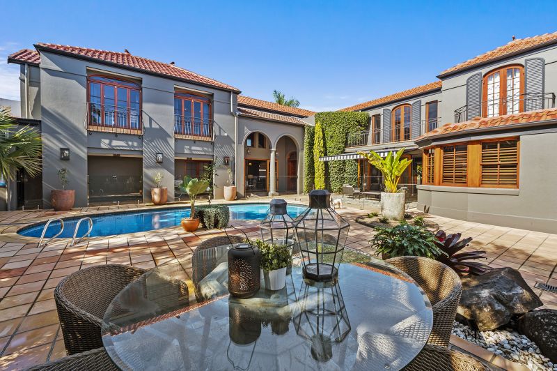 Real Estate For Sale 18 Binda Place Sorrento , QLD