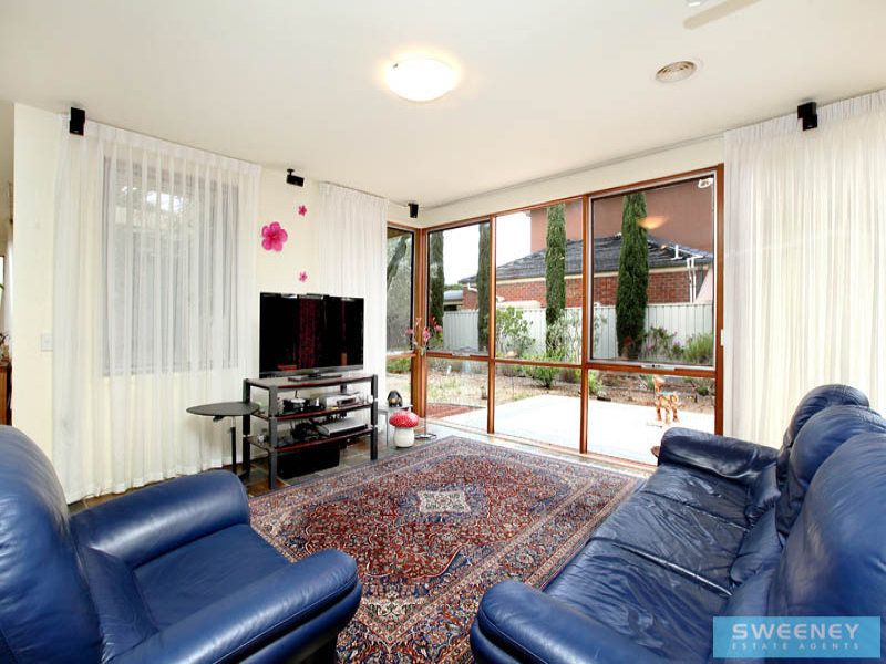 3 Mokoan Close, Caroline Springs - Thumbnail 6