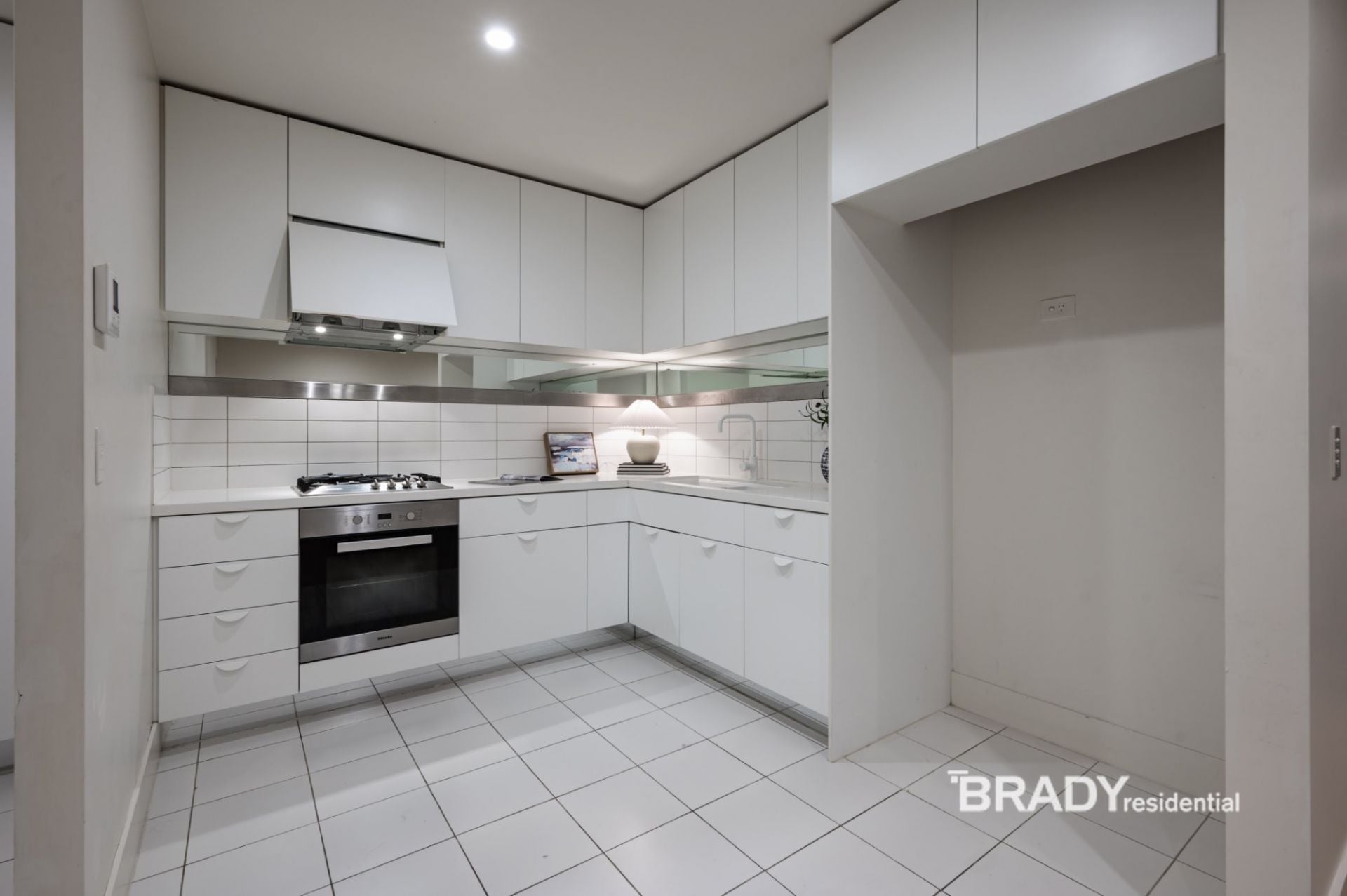 3403/500 Elizabeth Street Melbourne VIC, Melbourne - Thumbnail 4