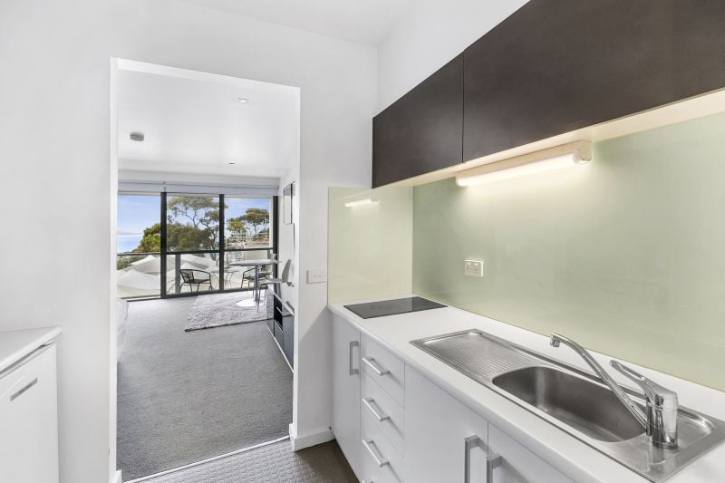 102/3 Bay Street, Lorne, VIC, Lorne - Thumbnail 4