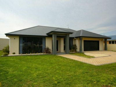 21 Cordell Place, TURNERS BEACH, Turners Beach - Thumbnail 2
