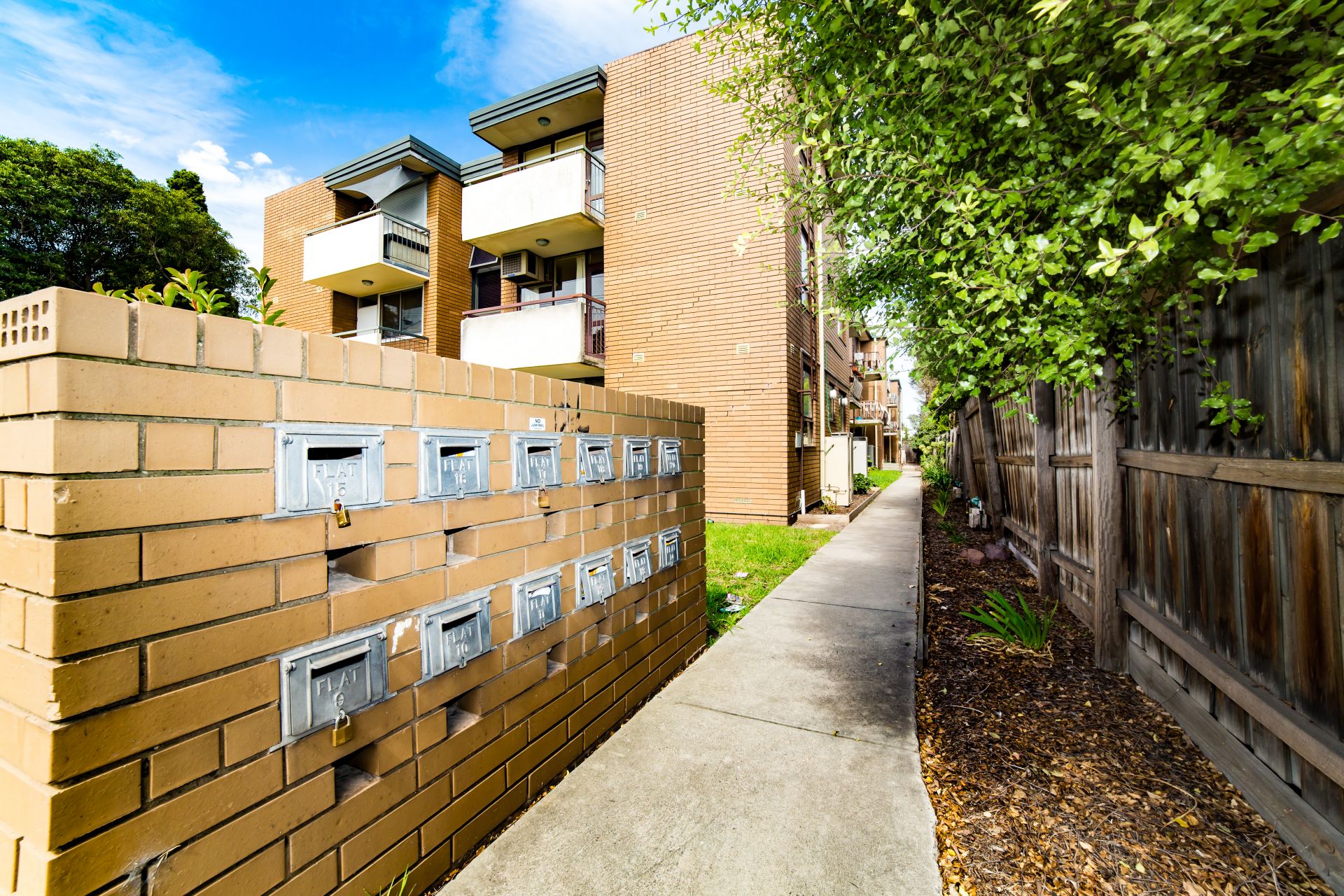 9/37 Somerville Road, Yarraville - Thumbnail 4